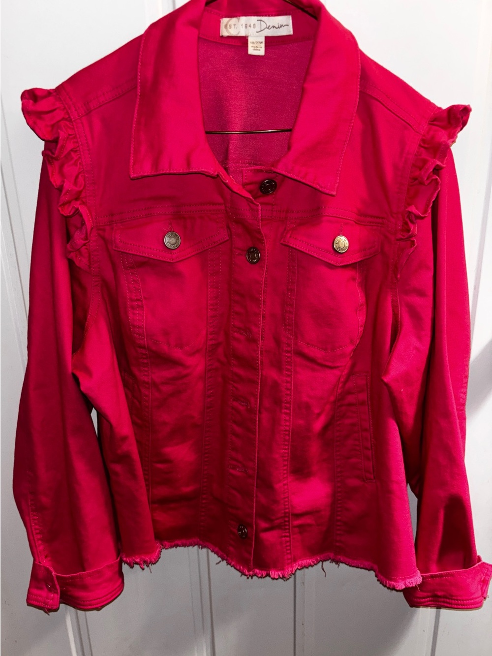 Cato Denim 18/20 Bright Pink Ruffled Shoulder Denim Jacket w/Raw Hem